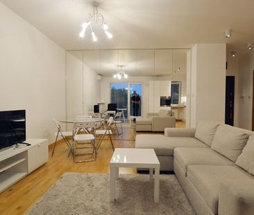 Atrakcyjne 2pok.(salon+sypialnia), klimatyzacja, ok. UM ul. Unicka - Photo 1