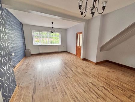 Glyn Gaer Road - Photo 3