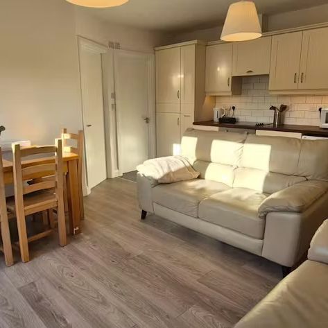 Saint Joseph's Avenue, Dublin - Photo 1