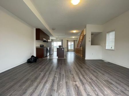 For Lease - 53 Shelburne Avenue, Wasaga Beach, Ontario - Photo 5