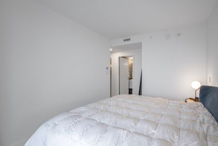 1480 Howe Street condo — Vancouver, BC (3-Bedroom) - 3 Bedroom - Photo 5