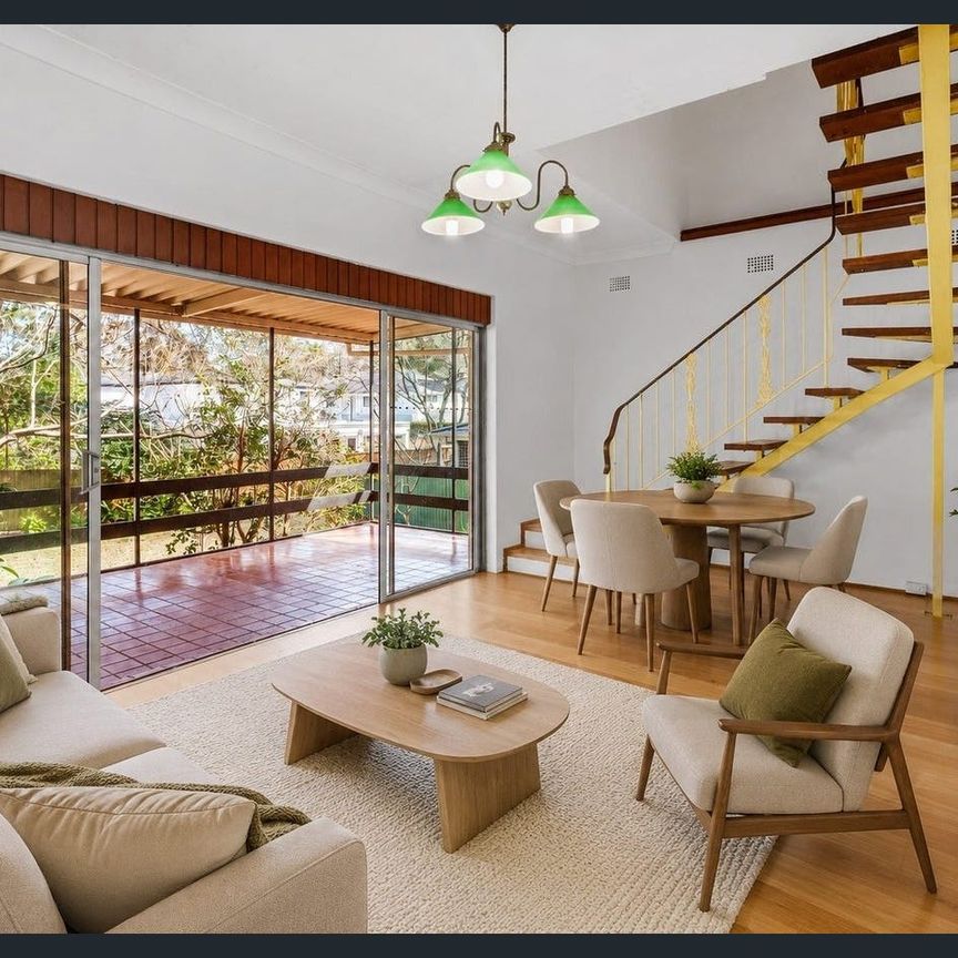 Family Cottage - walking distance to PLC! - Photo 1