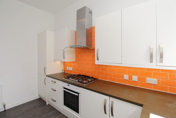 3 bedroom flat to rent - Photo 1