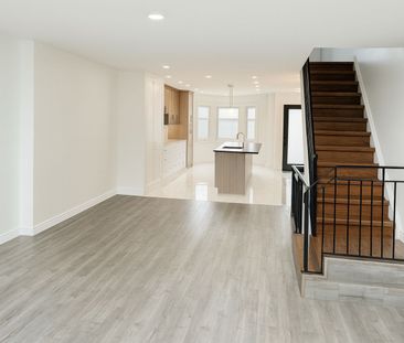 For Lease - 17 Keewatin Avenue, Toronto, Ontario - Photo 5