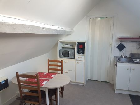 Location Appartement 1 pièce 13m² VALENCIENNES 59300 - Photo 3