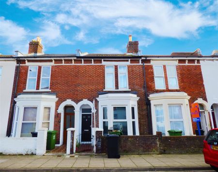 House - Terraced For Rent Fawcett Road, Southsea - Photo 3