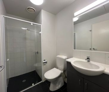 Fully Furnished 2 Bedrooms Apartment - Photo 6