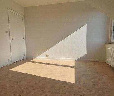 Appartement te huur in Anderlecht voor € 1.125 met 2 slaapkamers - Photo 3
