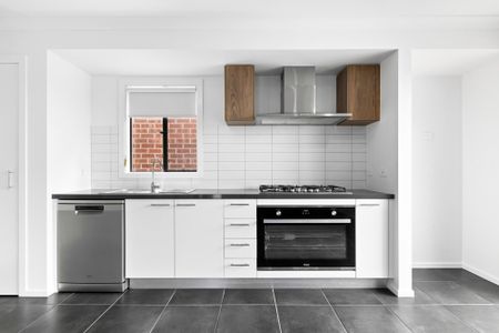 2 Aspen St, Winter Valley VIC 3358 - House For Rent | Domain - Photo 4