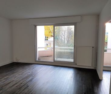 Location Appartement 5 pièces 123m² NEUILLY SUR SEINE 92200 - Photo 2
