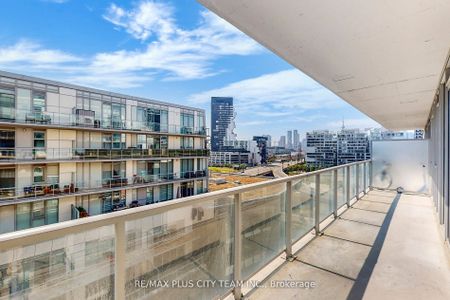 Riverside Square Lofts 15-45 , #915 - Photo 3