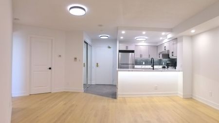 For Lease - 5 Emerald Lane Unit# 714, Vaughan, Ontario - Photo 3