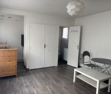 Location Appartement 1 pièce 22m² BORDEAUX 33000 - Photo 4