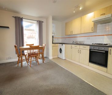 Broomfield Road, Heaton Moor - Photo 6