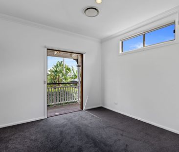 Boutique Living in an Unbeatable Riverside Location - Photo 3