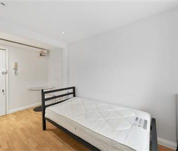 Courtfield Gardens, SW5 - Photo 5