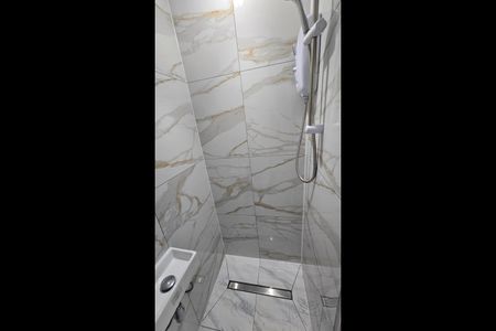 Room in a Shared House, Atkinson Road, E16 - Photo 4