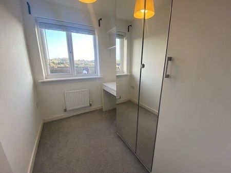 Church Road, Cardiff, Old St. Mellons - Photo 2