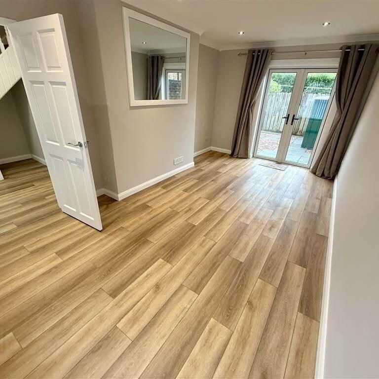 6 Flush Gardens, Belfast, BT6 0GN - Photo 1