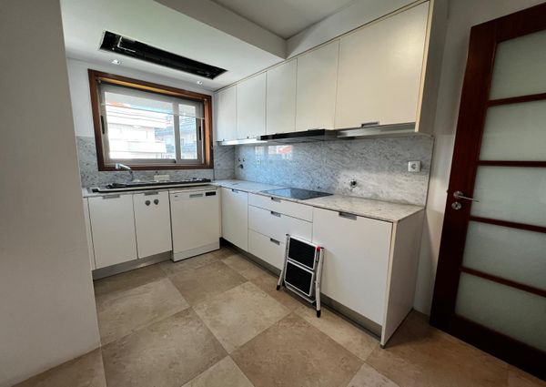 Apartamento T3 Duplex em pleno centro da cidade na Urbanização da Forca - Aveiro