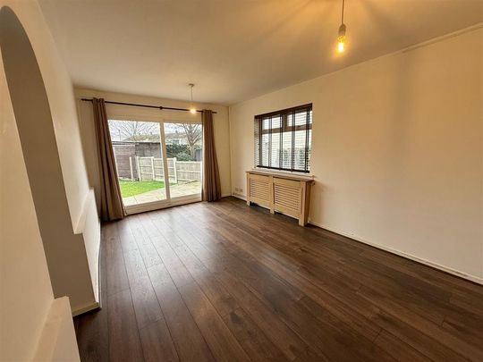 South Avenue, Doncaster, Bawtry - Photo 1