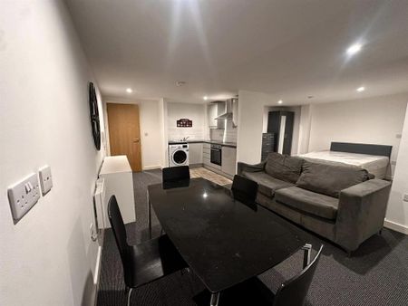 1 bedroom apartment to rent - Photo 2
