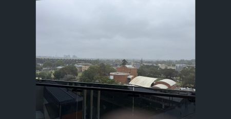 Modern 2-Bedroom Apartment with Resort-Style Facilities - Photo 5