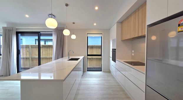 4 Bedroom, 2 Bathroom PET-FRIENDLY Home in Hanley's Farm - Photo 1