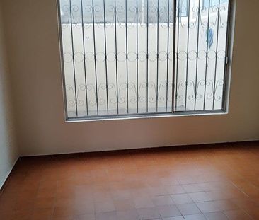 Casa en renta en Valle de los Pinos, Tlalnepantla de Baz - Photo 3