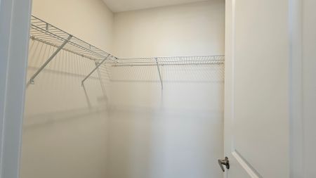 For Lease - 668 Lemay Grove, Peterborough, Ontario - Photo 5