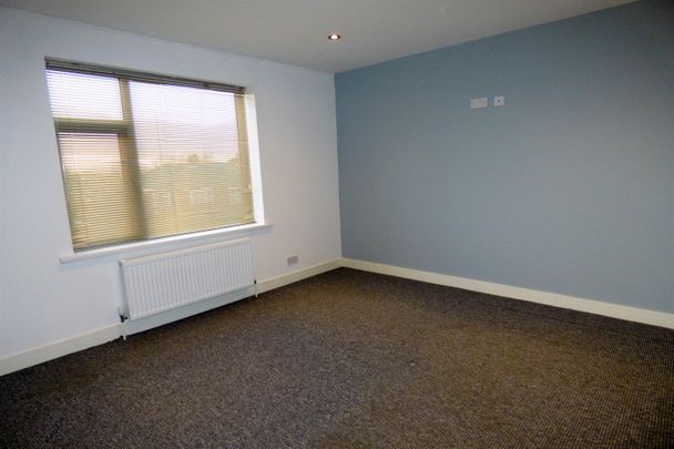 2 bed flat to rent in Charnwood Gardens, Gateshead, NE9 - Photo 1