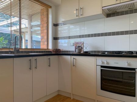 Spacious Family Home in Paralowie - Photo 3