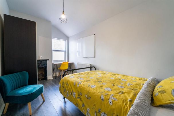 5 bedroom house to rent - Photo 1