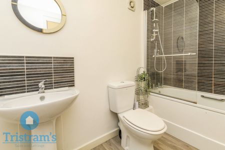 1 bed Flat for Rent - Photo 4