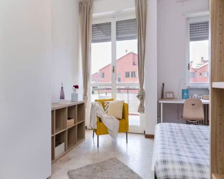 Via dei Mandorli, Cesano Boscone, Lombardy 20090 - Photo 3