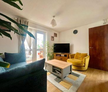 2 bedroom semi-detached house to rent - Photo 2