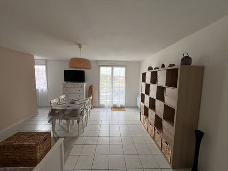 Location Appartement 2 pièces 48m² - Photo 2