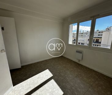 Location Appartement 2 pièces 48m² TOULON 83100 - Photo 3