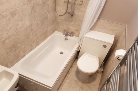 Gervase Avenue, Lowedges, Sheffield, S8 - Photo 4