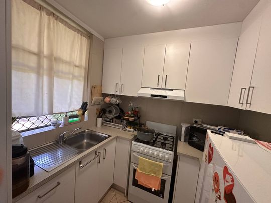 Central Osbourne Park Living - Photo 1