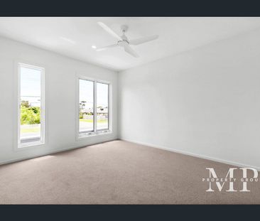 Award Winning Coastal Home - Photo 5