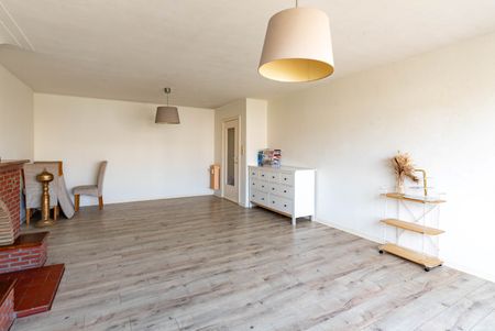 Gerenoveerd appartement met 2 slaapkamers en zonnig terrasje - Photo 3