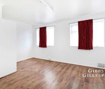 Harlington Road, Hillingdon, Middlesex, UB8 - Photo 6