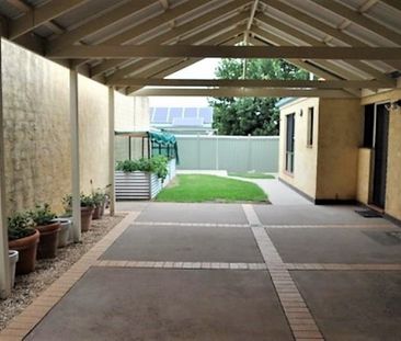 31 Galing Place Wagga Wagga NSW 2650 - Photo 2