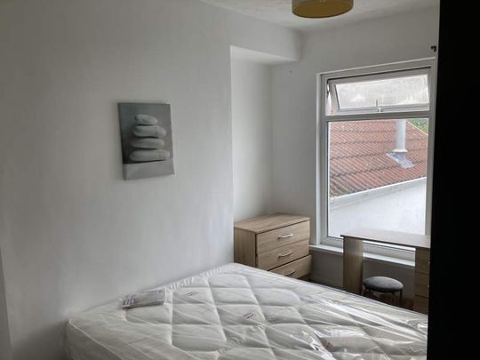 2 X Double Bedrooms for Students & Professionals, Cromwell Street, Swansea. - Photo 1