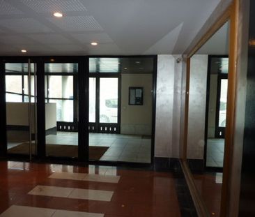 Location Appartement 2 pièces 42m² BORDEAUX 33000 - Photo 1