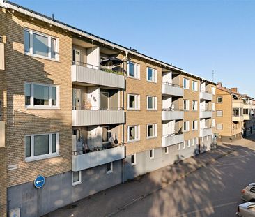 Knölagatan 12 - Photo 1
