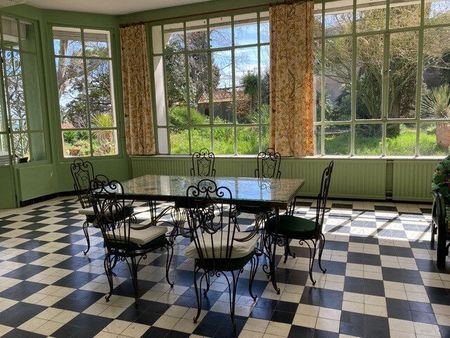 Location Appartement 6 pièces 270m² - Photo 2