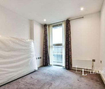 City Loft, The Quays, Salford, M50 - Photo 2