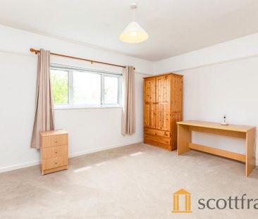 2 bedroom end of terrace house to rent - Photo 2